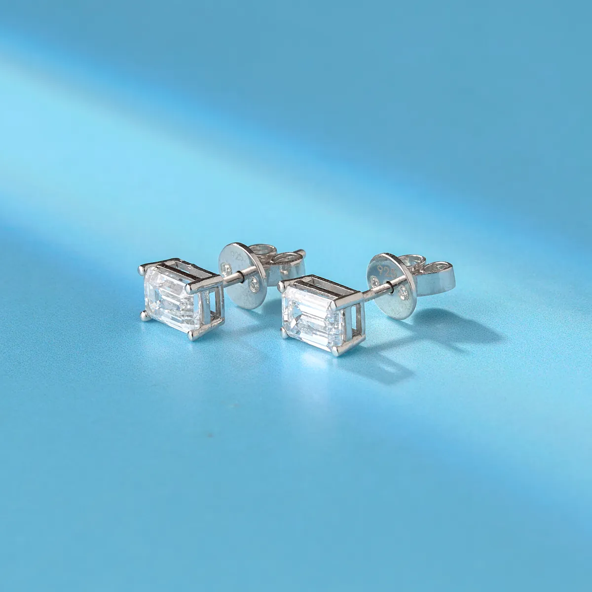 Estée Earrings